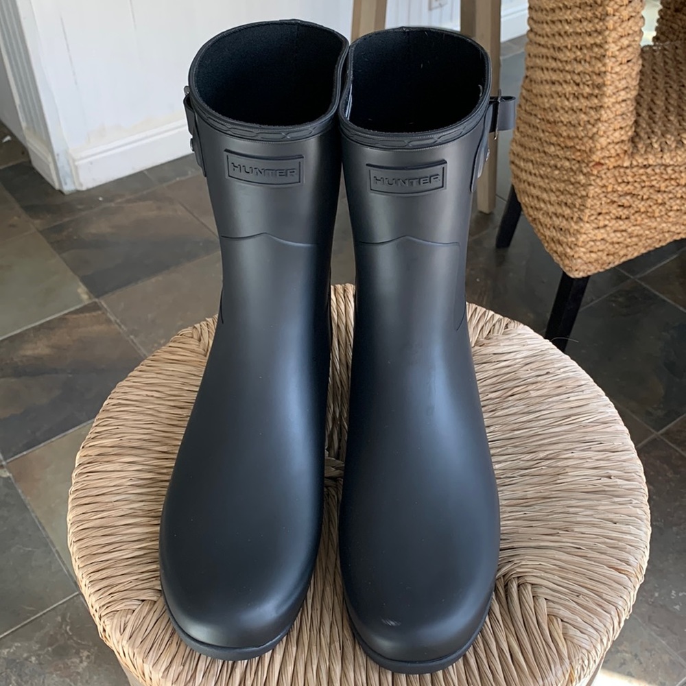 Hunter Rain Boots - black